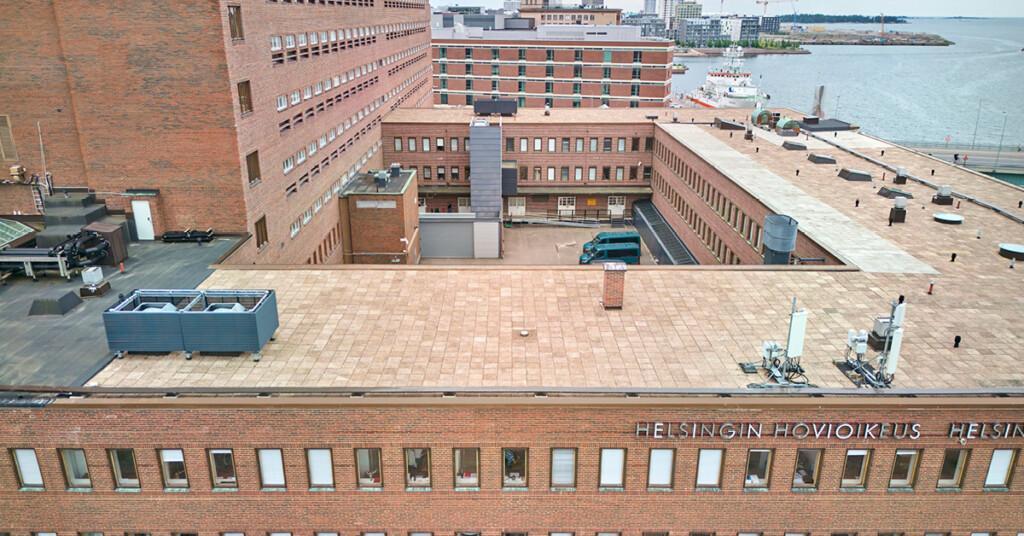 Oikeustalo Salmisaari Helsinki, kuva katosta